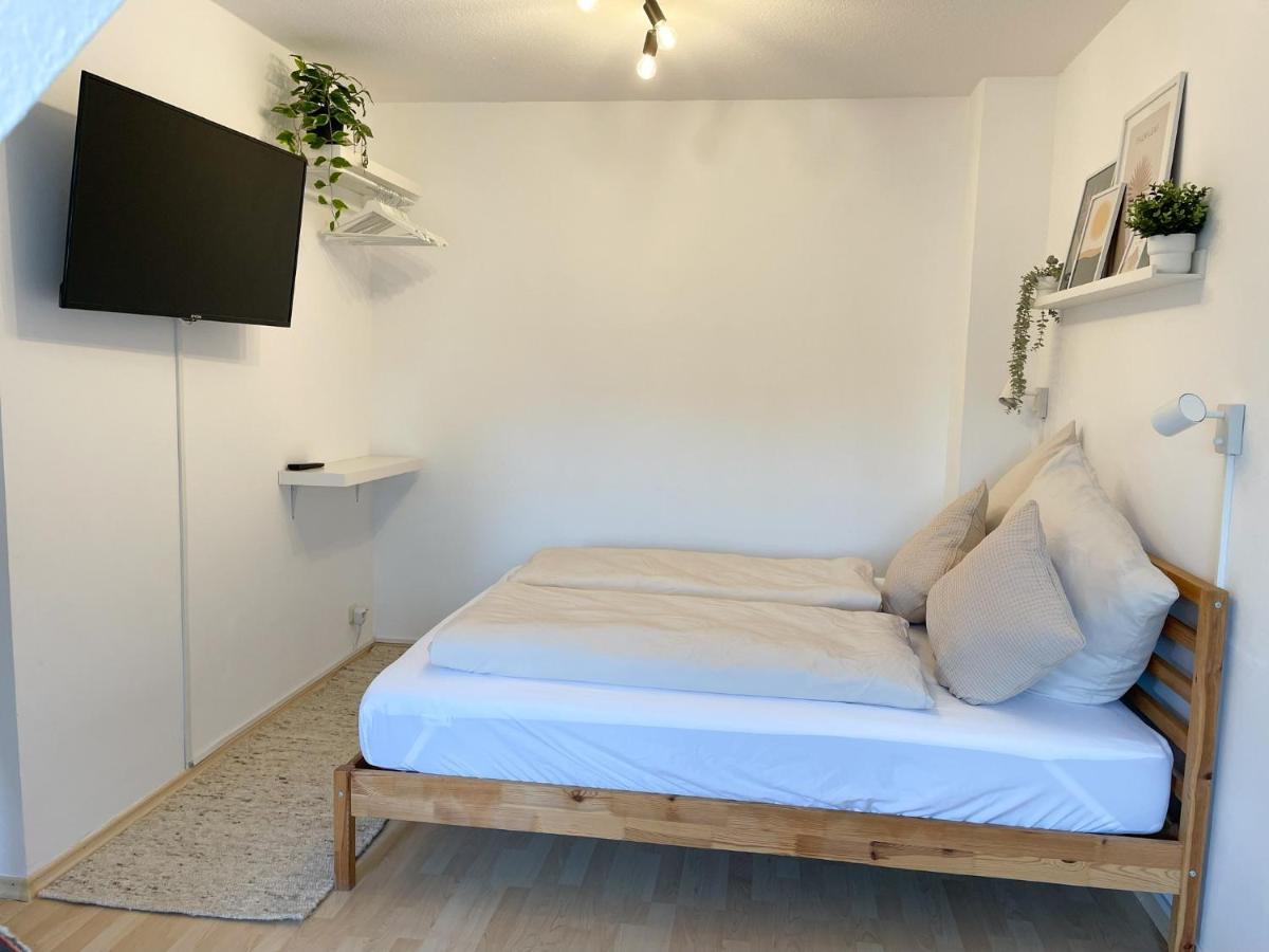 Nami - Robin - Helle Apartments Mitten In Der Stadt Меммінген Екстер'єр фото