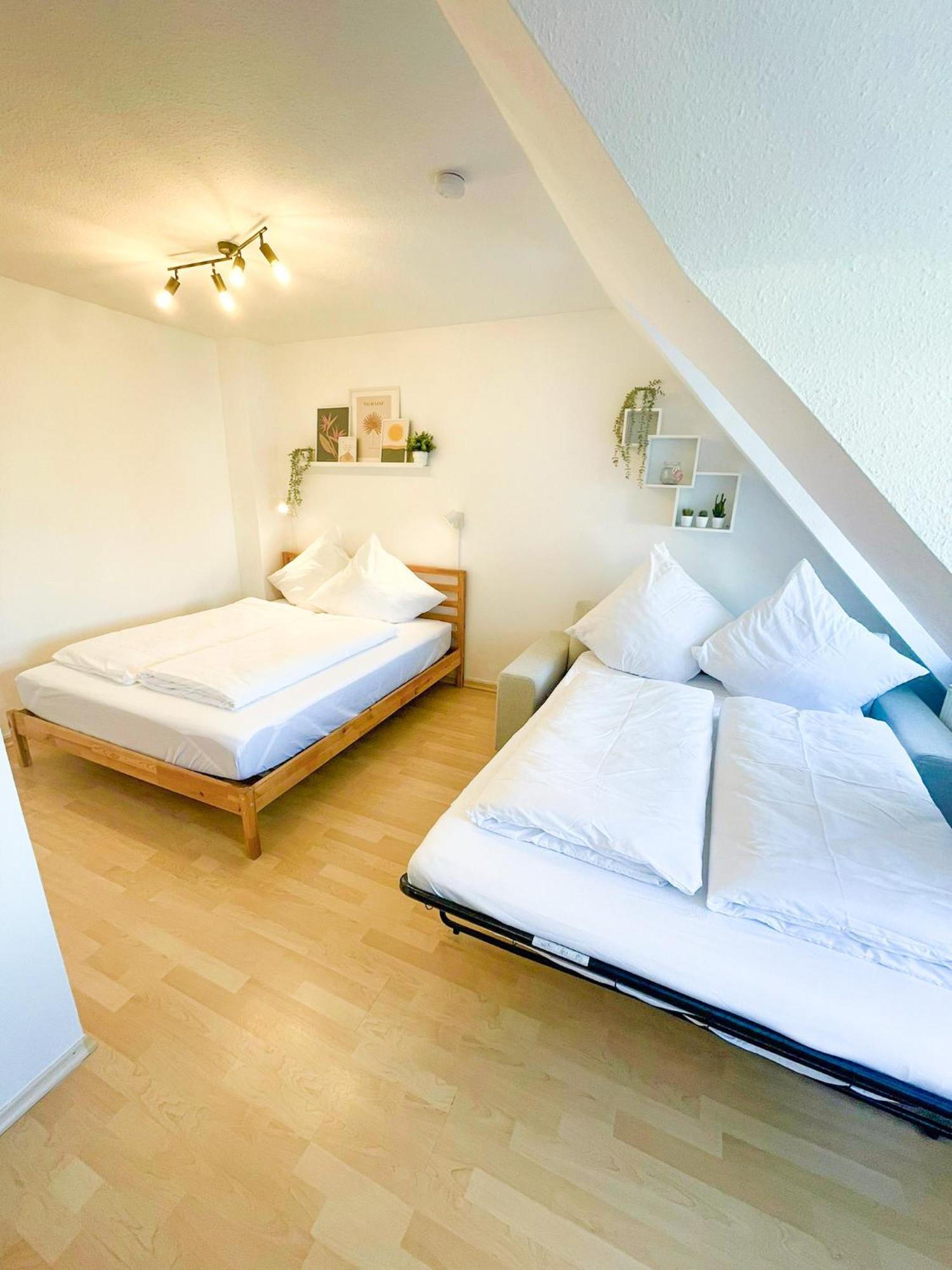 Nami - Robin - Helle Apartments Mitten In Der Stadt Меммінген Екстер'єр фото